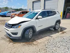 3C4NJCBB8LT136063 2020 JEEP COMPASS