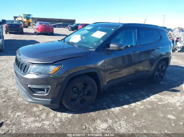 3C4NJCBB8LT141103 2020 JEEP COMPASS - Image 2