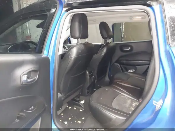 3C4NJCBB8LT141165 2020 JEEP COMPASS - Image 8