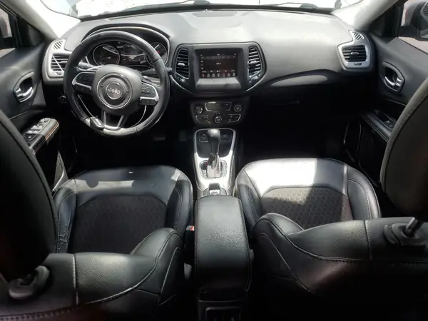 3C4NJCBB8LT153123 2020 JEEP COMPASS - Image 8
