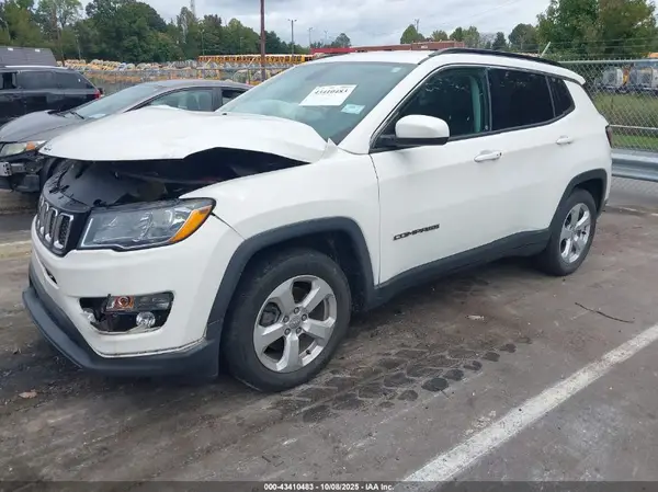 3C4NJCBB8LT176871 2020 JEEP COMPASS - Image 2