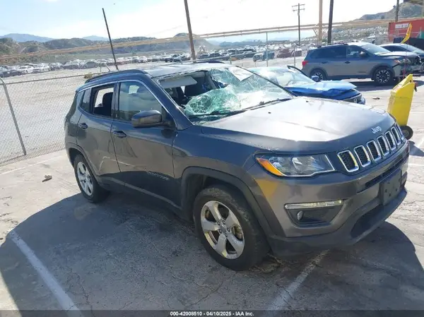 3C4NJCBB8LT199034 2020 JEEP COMPASS - Image 1