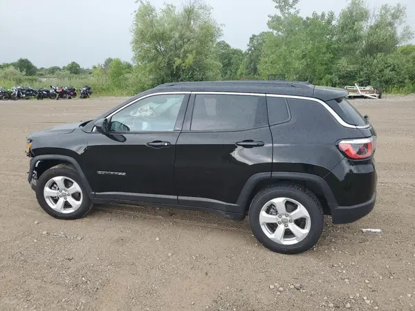 3C4NJCBB8LT212493 2020 JEEP COMPASS - Image 2