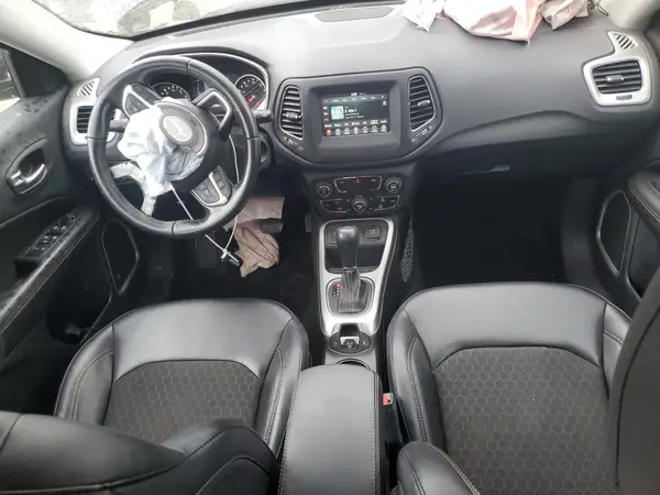 3C4NJCBB8LT212493 2020 JEEP COMPASS - Image 8