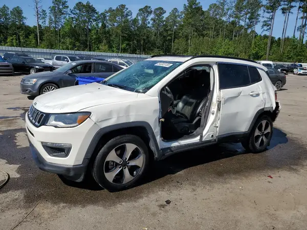 3C4NJCBB8LT257269 2020 JEEP COMPASS - Image 1