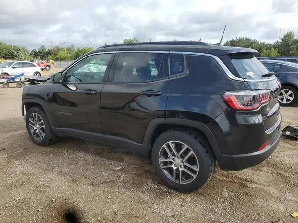 3C4NJCBB8LT257353 2020 JEEP COMPASS - Image 2
