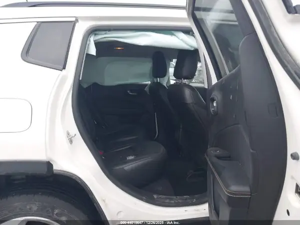 3C4NJCBB8MT505733 2021 JEEP COMPASS - Image 8
