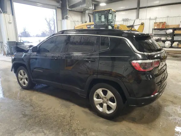 3C4NJCBB8MT567665 2021 JEEP COMPASS - Image 2