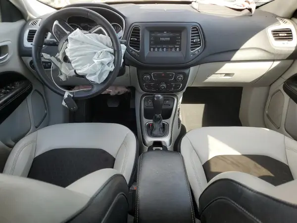 3C4NJCBB8MT592128 2021 JEEP COMPASS - Image 8