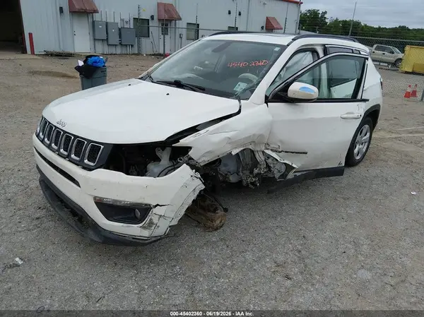 3C4NJCBB8MT592193 2021 JEEP COMPASS - Image 2
