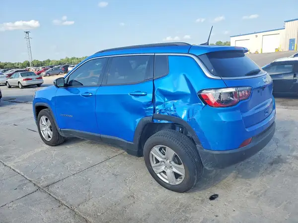 3C4NJCBB8NT103566 2022 JEEP COMPASS - Image 2