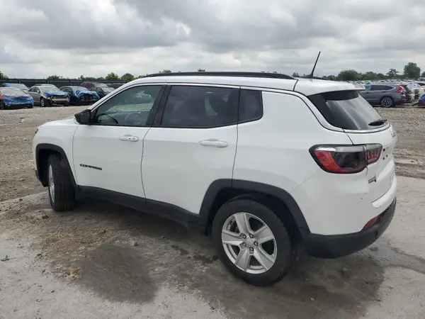 3C4NJCBB8NT138205 2022 JEEP COMPASS - Image 2