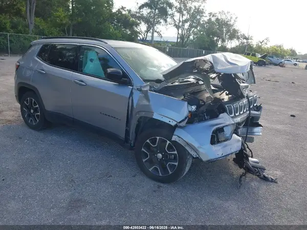 3C4NJCBB8NT138706 2022 JEEP COMPASS - Image 1