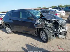 3C4NJCBB8NT139533 2022 JEEP COMPASS