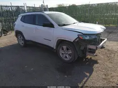 3C4NJCBB8NT139550 2022 JEEP COMPASS