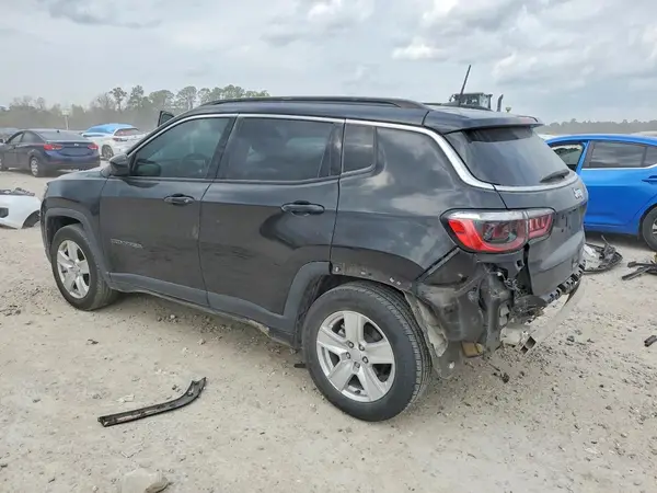 3C4NJCBB8NT149429 2022 JEEP COMPASS - Image 2