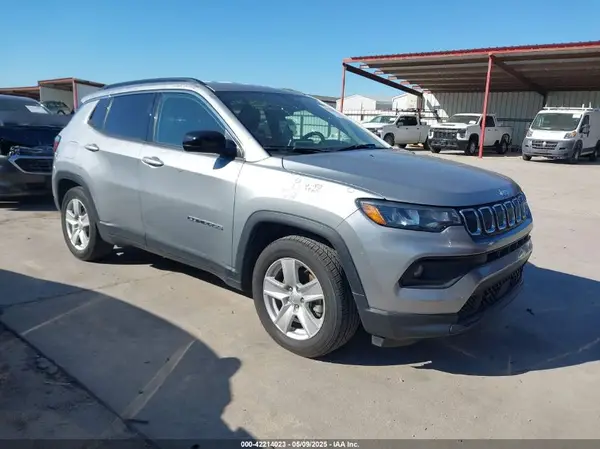 3C4NJCBB8NT174914 2022 JEEP COMPASS - Image 1