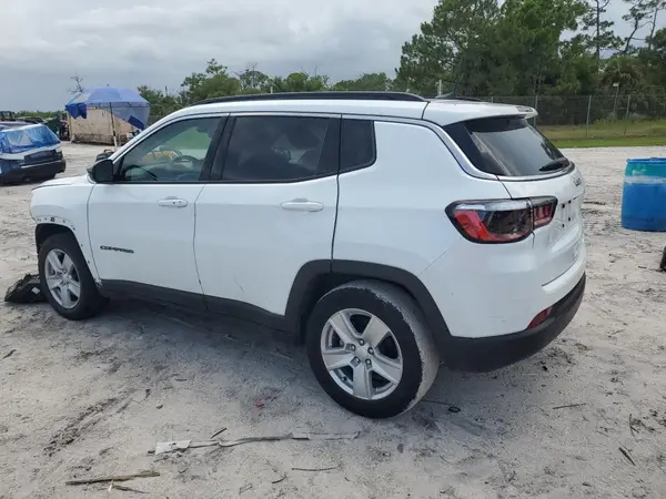 3C4NJCBB8NT234450 2022 JEEP COMPASS - Image 2