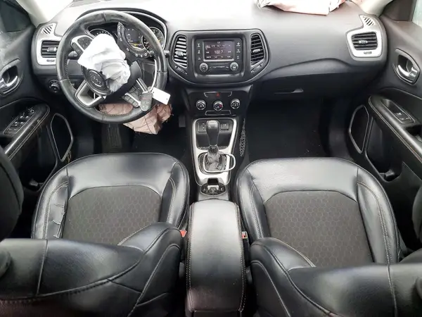 3C4NJCBB9HT617219 2017 JEEP COMPASS - Image 8
