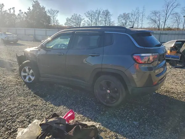 3C4NJCBB9HT682264 2017 JEEP COMPASS - Image 2