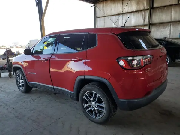 3C4NJCBB9JT108785 2018 JEEP COMPASS - Image 2