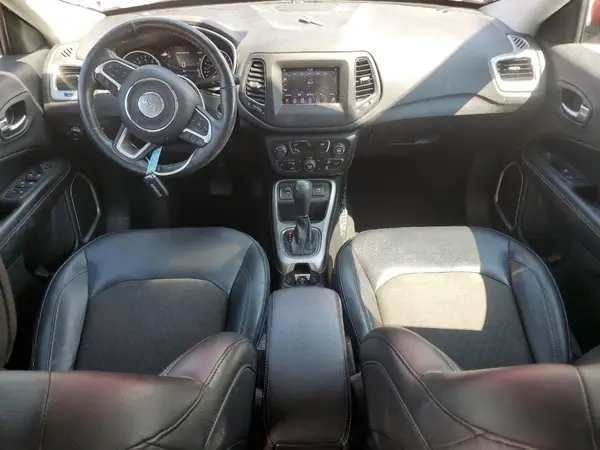 3C4NJCBB9JT122041 2018 JEEP COMPASS - Image 8