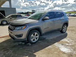 3C4NJCBB9JT194230 2018 JEEP COMPASS