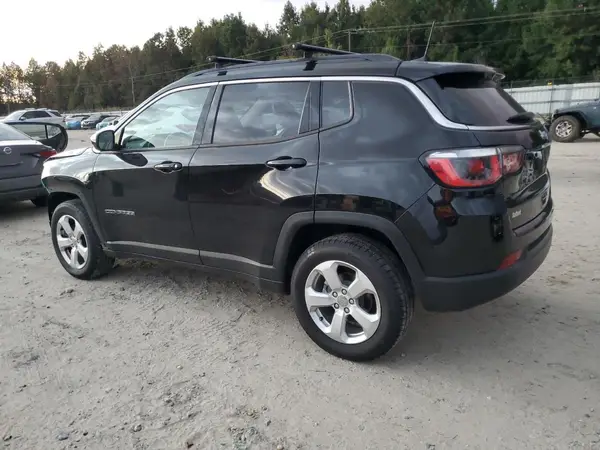 3C4NJCBB9JT194468 2018 JEEP COMPASS - Image 2