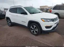 3C4NJCBB9JT226867 2018 JEEP COMPASS