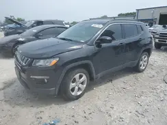 3C4NJCBB9JT227260 2018 JEEP COMPASS