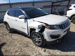 3C4NJCBB9JT248366 2018 JEEP COMPASS