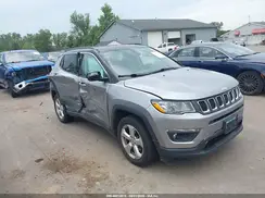3C4NJCBB9JT263238 2018 JEEP COMPASS