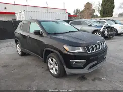 3C4NJCBB9JT266477 2018 JEEP COMPASS