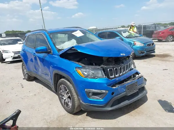 3C4NJCBB9JT271534 2018 JEEP COMPASS - Image 1
