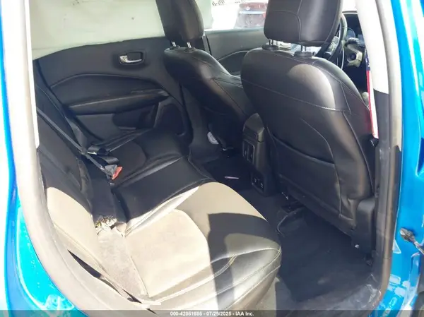 3C4NJCBB9JT271534 2018 JEEP COMPASS - Image 8