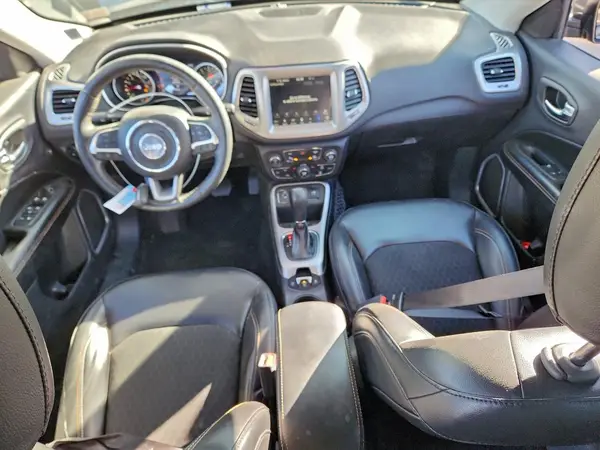 3C4NJCBB9JT285871 2018 JEEP COMPASS - Image 8
