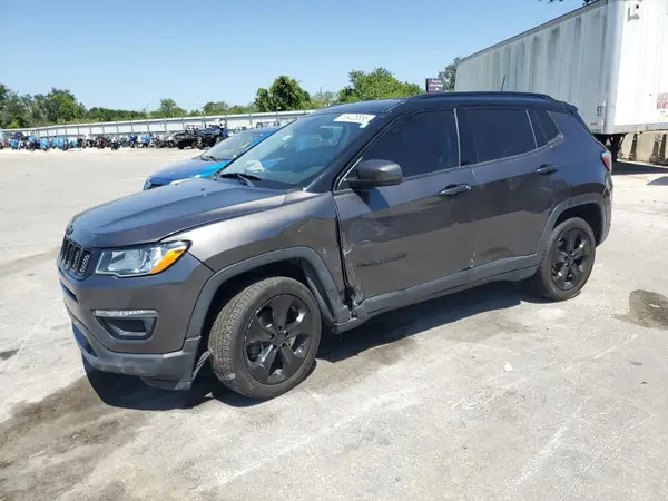 3C4NJCBB9JT318352 2018 JEEP COMPASS - Image 1