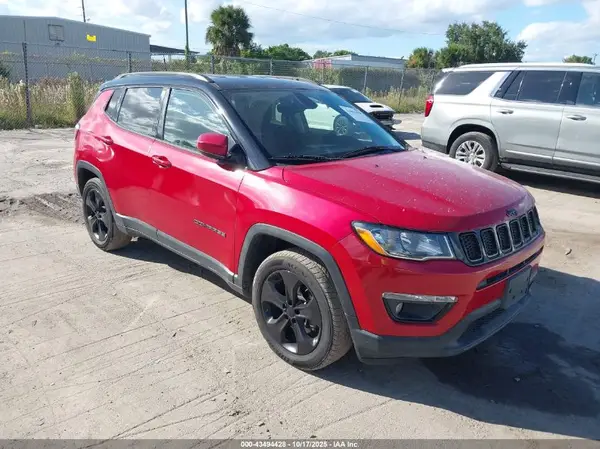 3C4NJCBB9JT318478 2018 JEEP COMPASS