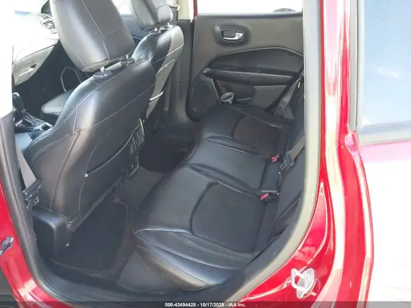 3C4NJCBB9JT318478 2018 JEEP COMPASS - Image 8