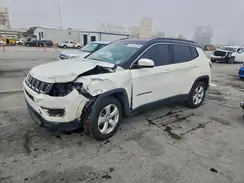 3C4NJCBB9JT374582 2018 JEEP COMPASS