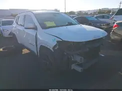 3C4NJCBB9JT376770 2018 JEEP COMPASS