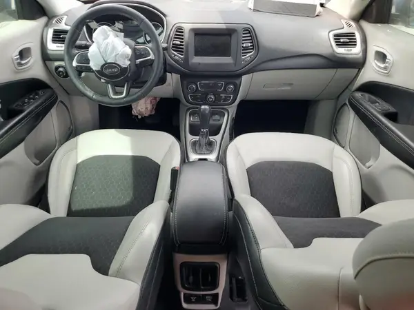 3C4NJCBB9JT376848 2018 JEEP COMPASS - Image 8