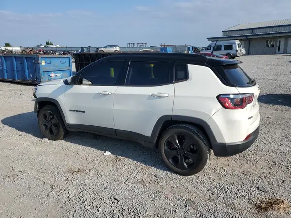 3C4NJCBB9JT408214 2018 JEEP COMPASS - Image 2