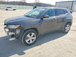 3C4NJCBB9JT410853 2018 JEEP COMPASS