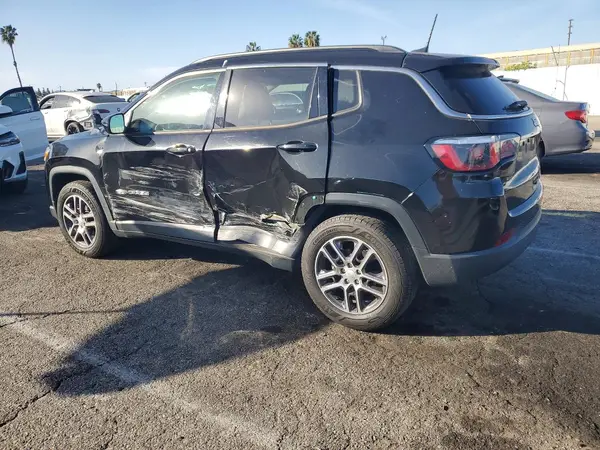 3C4NJCBB9JT414322 2018 JEEP COMPASS - Image 2