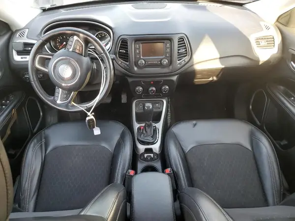 3C4NJCBB9JT441195 2018 JEEP COMPASS - Image 8