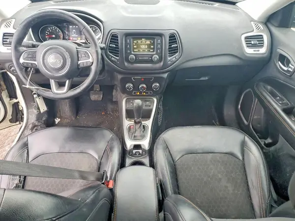 3C4NJCBB9JT461060 2018 JEEP COMPASS - Image 8