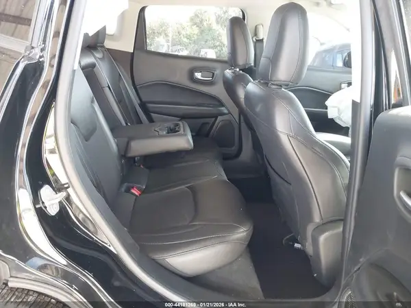 3C4NJCBB9JT465898 2018 JEEP COMPASS - Image 8