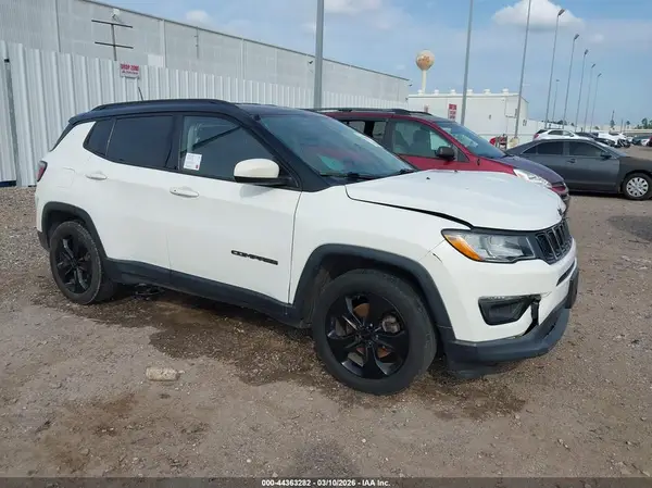 3C4NJCBB9JT466257 2018 JEEP COMPASS - Image 1