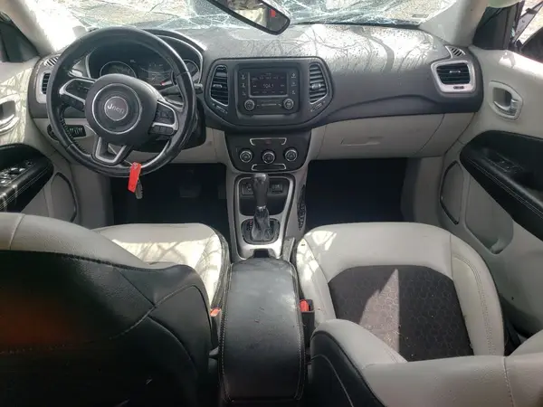 3C4NJCBB9JT468929 2018 JEEP COMPASS - Image 8